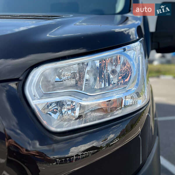 Вантажний фургон Ford Transit 2020 в Києві