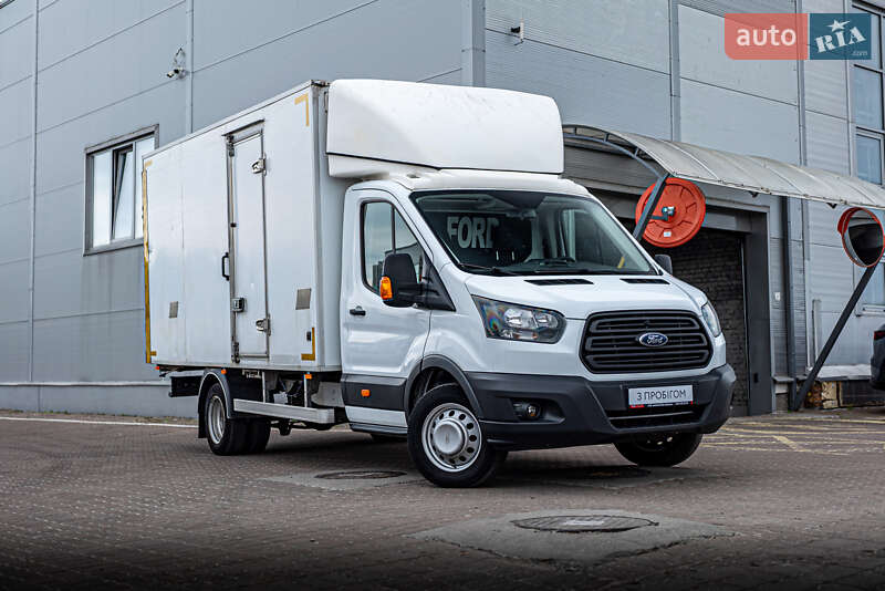 Грузовой фургон Ford Transit 2019 в 