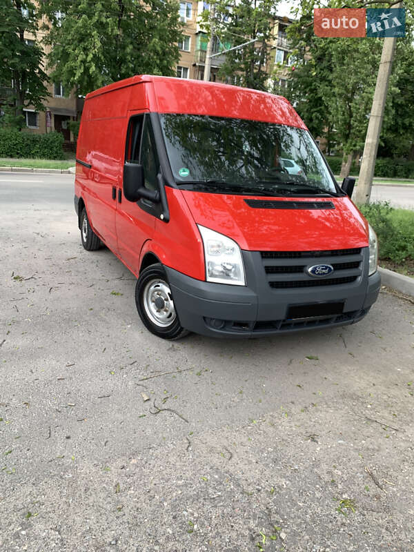 Грузовой фургон Ford Transit 2011 в 