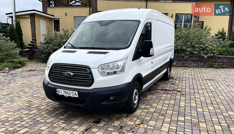 Вантажний фургон Ford Transit 2015 в 