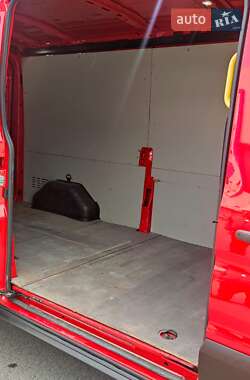 Грузовой фургон Ford Transit 2020 в 