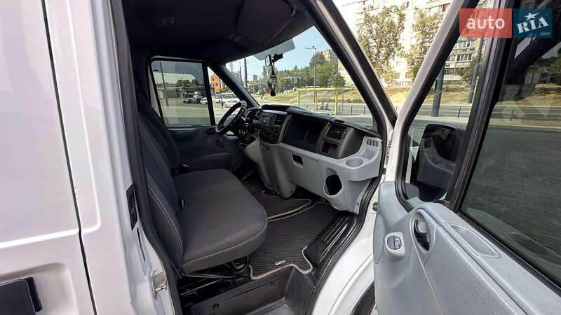 Грузовой фургон Ford Transit 2010 в Днепре