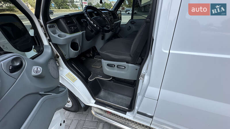 Грузовой фургон Ford Transit 2010 в Днепре