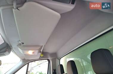 Грузовой фургон Ford Transit 2022 в 