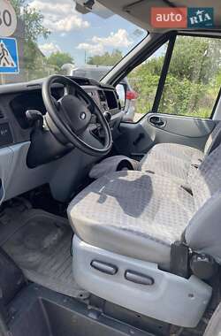 Грузовой фургон Ford Transit 2007 в 