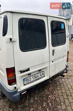 Грузопассажирский фургон Ford Transit 1996 в 