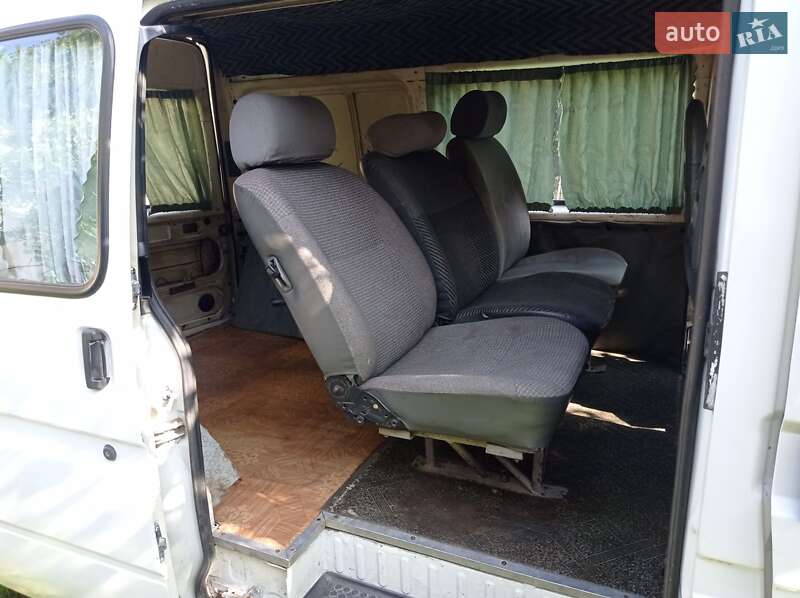 Микроавтобус Ford Transit 1990 в Дрогобыче