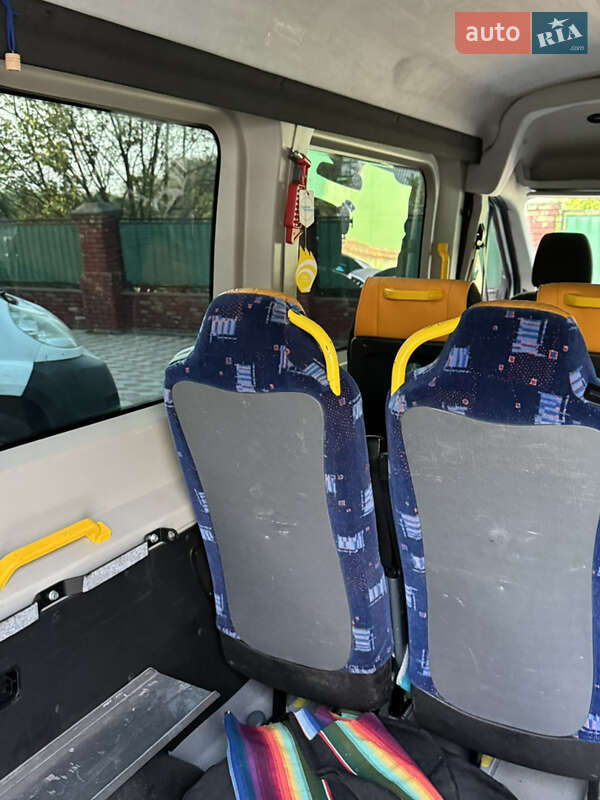 Мікроавтобус Ford Transit 2015 в Вараші