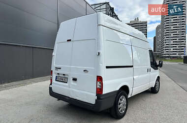 Грузовой фургон Ford Transit 2011 в 