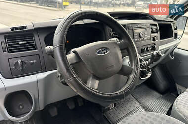 Грузовой фургон Ford Transit 2011 в 