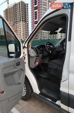 Грузопассажирский фургон Ford Transit 2015 в 