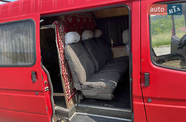 Вантажопасажирський фургон Ford Transit 1996 в 