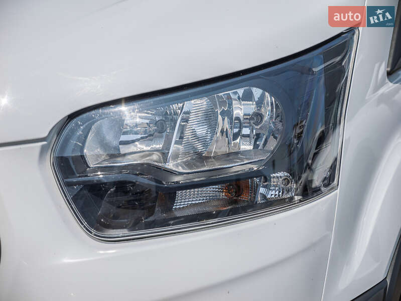 Микроавтобус Ford Transit 2023 в Киеве