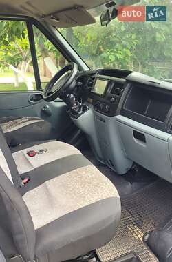 Вантажний фургон Ford Transit 2007 в 