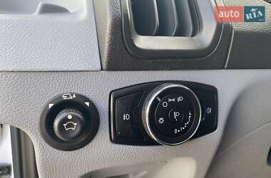 Вантажний фургон Ford Transit 2014 в 