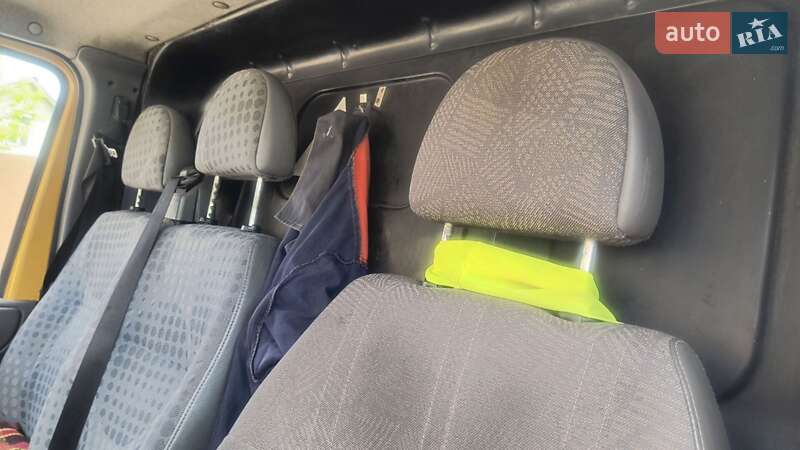 Грузовой фургон Ford Transit 2005 в Кременце фото 13 Грузовой фургон Ford Transit 2005 в Кременце
