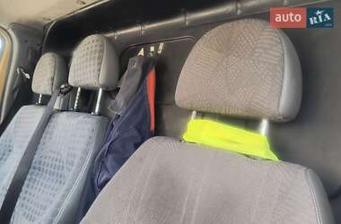 Грузовой фургон Ford Transit 2005 в 