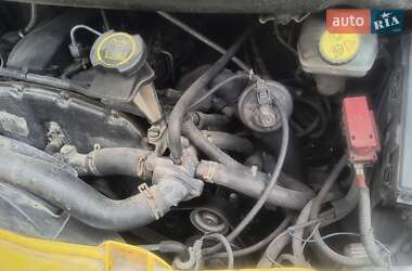 Грузовой фургон Ford Transit 2005 в 