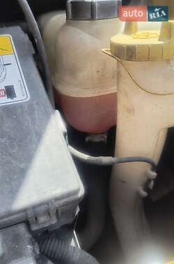Грузовой фургон Ford Transit 2005 в 