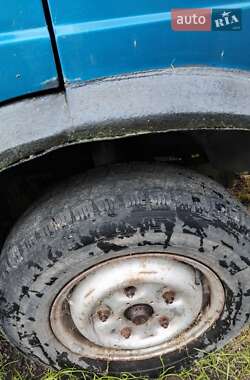 Грузовой фургон Ford Transit 1996 в 