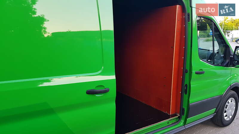 Вантажний фургон Ford Transit 2019 в Вінниці