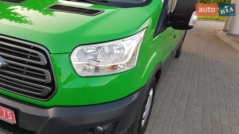 Вантажний фургон Ford Transit 2019 в Вінниці