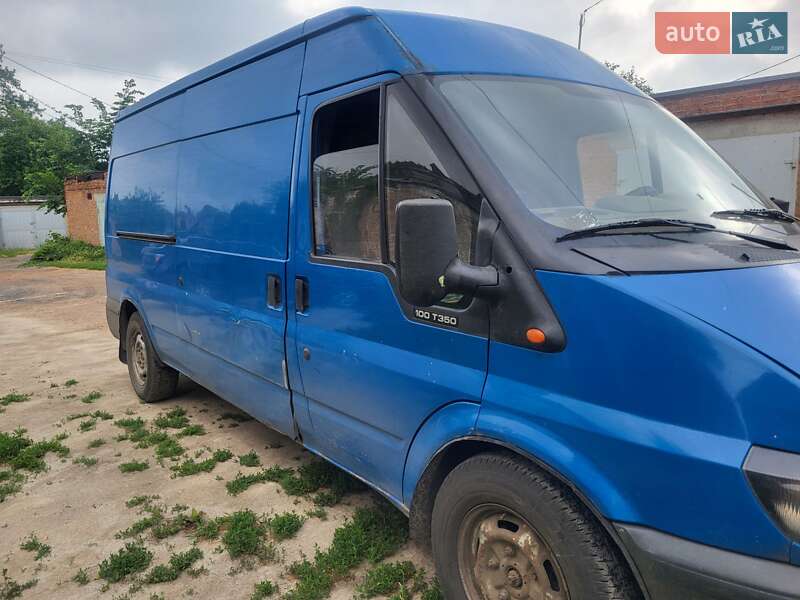 Грузовой фургон Ford Transit 2006 в Лубнах