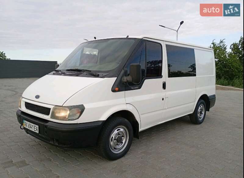 Грузопассажирский фургон Ford Transit 2003 в 
