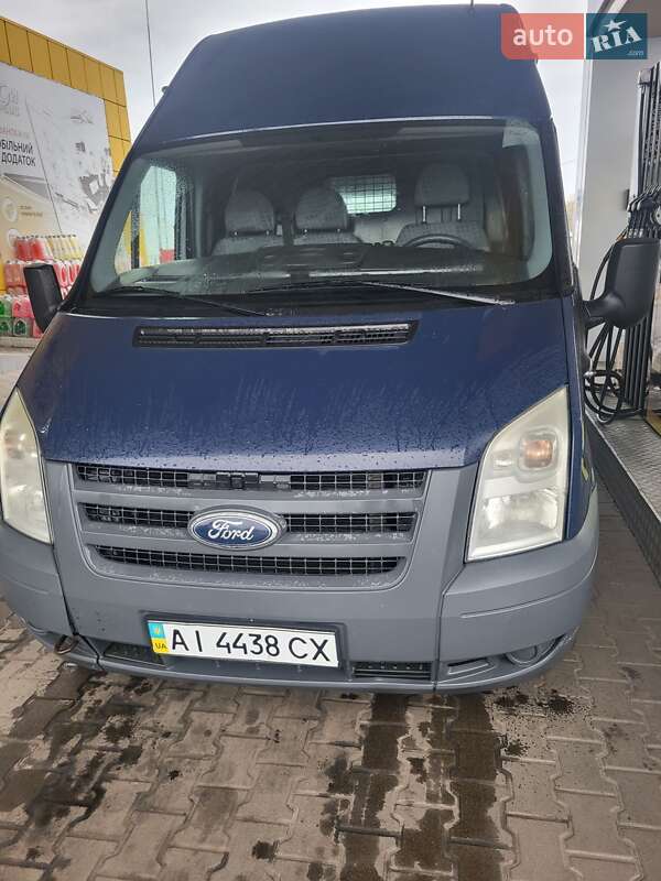 Ford Transit 2010