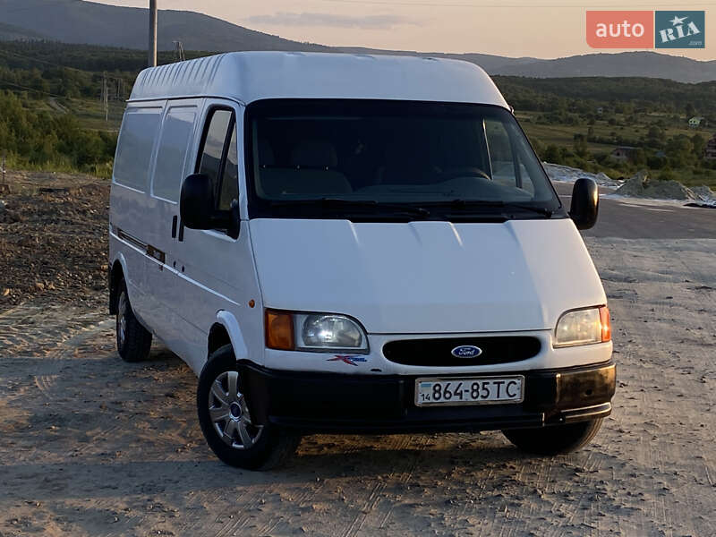 Грузовой фургон Ford Transit 1996 в Дрогобыче