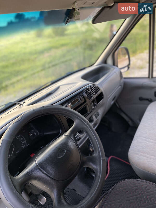 Грузовой фургон Ford Transit 1996 в Дрогобыче