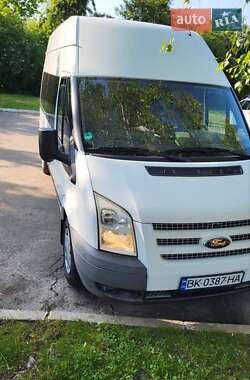 Микроавтобус Ford Transit 2013 в 