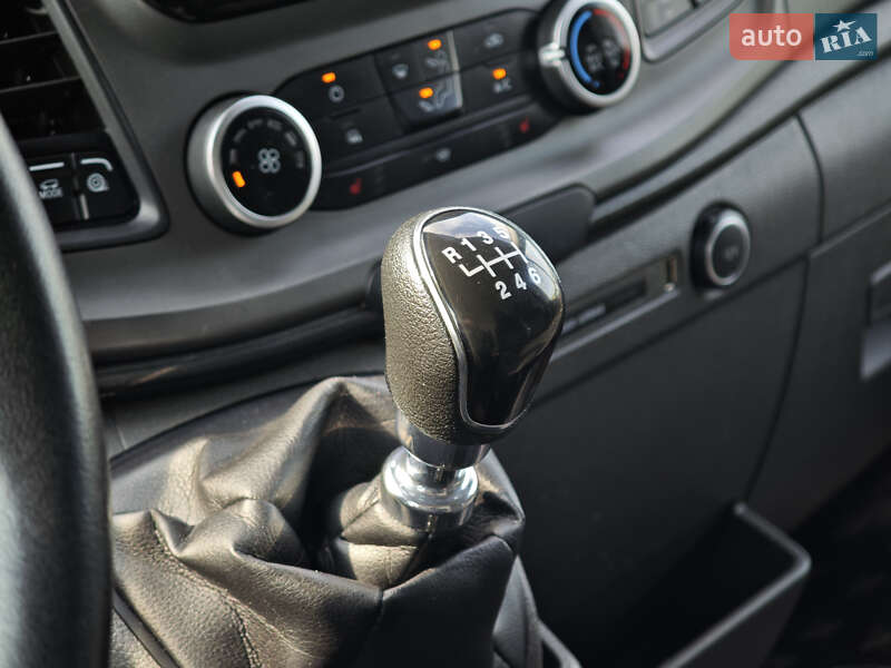 Грузовой фургон Ford Transit 2020 в Луцке