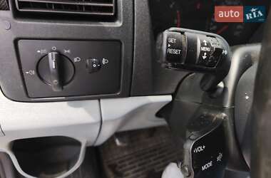 Грузовой фургон Ford Transit 2012 в 