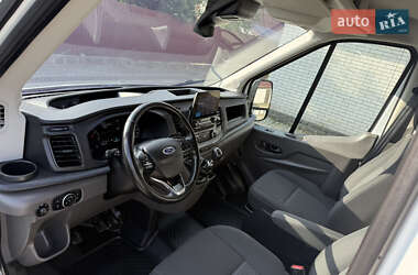Вантажний фургон Ford Transit 2021 в 