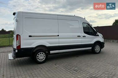Вантажний фургон Ford Transit 2021 в 