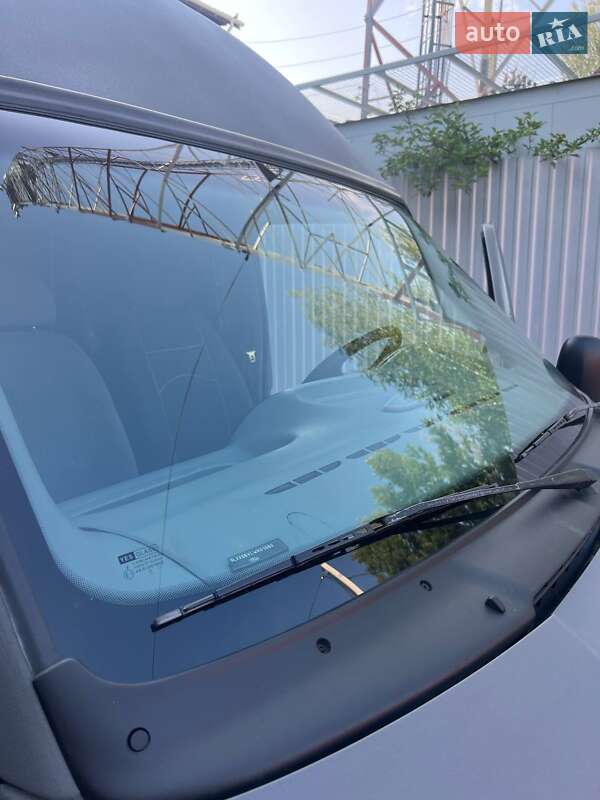 Грузовой фургон Ford Transit 1998 в Житомире фото 12 Грузовой фургон Ford Transit 1998 в Житомире