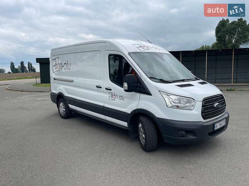 Грузовой фургон Ford Transit 2017 в 