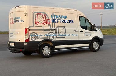 Вантажний фургон Ford Transit 2017 в 