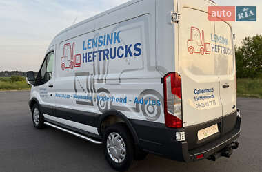 Вантажний фургон Ford Transit 2017 в 