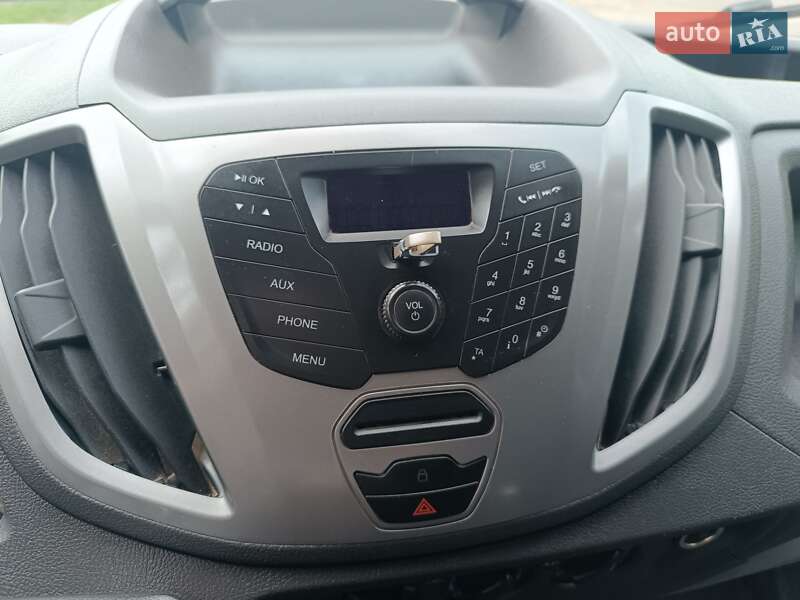Грузовой фургон Ford Transit 2014 в Белополье