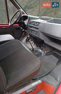 Грузопассажирский фургон Ford Transit 1988 в 
