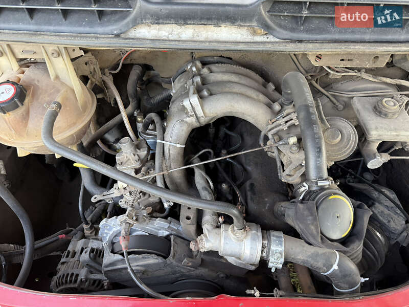 Вантажний фургон Ford Transit 1998 в Кропивницькому