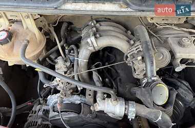 Грузовой фургон Ford Transit 1998 в 