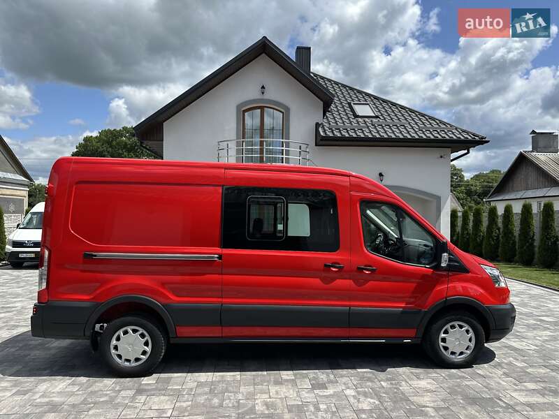 Грузопассажирский фургон Ford Transit 2017 в Дубно