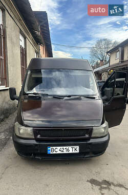 Грузовой фургон Ford Transit 2005 в Львове