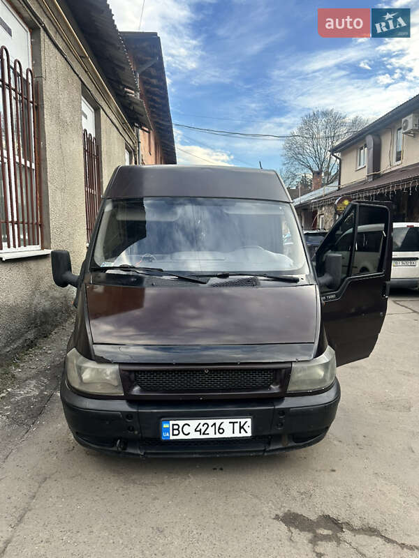 Грузовой фургон Ford Transit 2005 в Львове