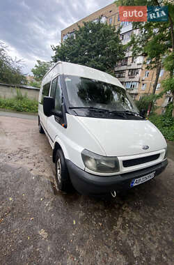 Грузовой фургон Ford Transit 2005 в 
