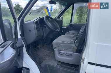 Грузовой фургон Ford Transit 2004 в 