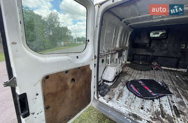 Грузовой фургон Ford Transit 2004 в 